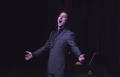 Max von Essen Photo