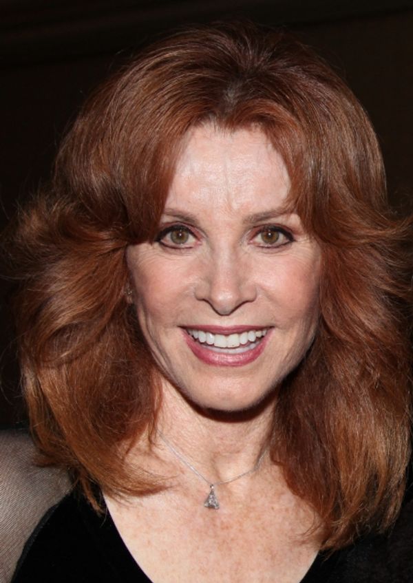 Stefanie Powers Photo