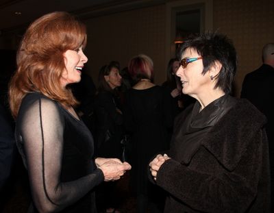 Stefanie Powers & Robyn Goodman Photo