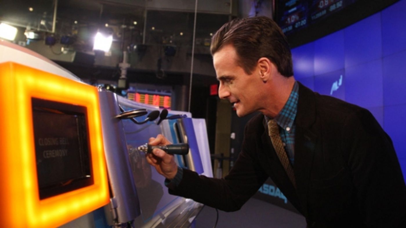 Photo Flash: FREUD'S LAST SESSION Stars Ring NASDAQ Closing Bell  Image