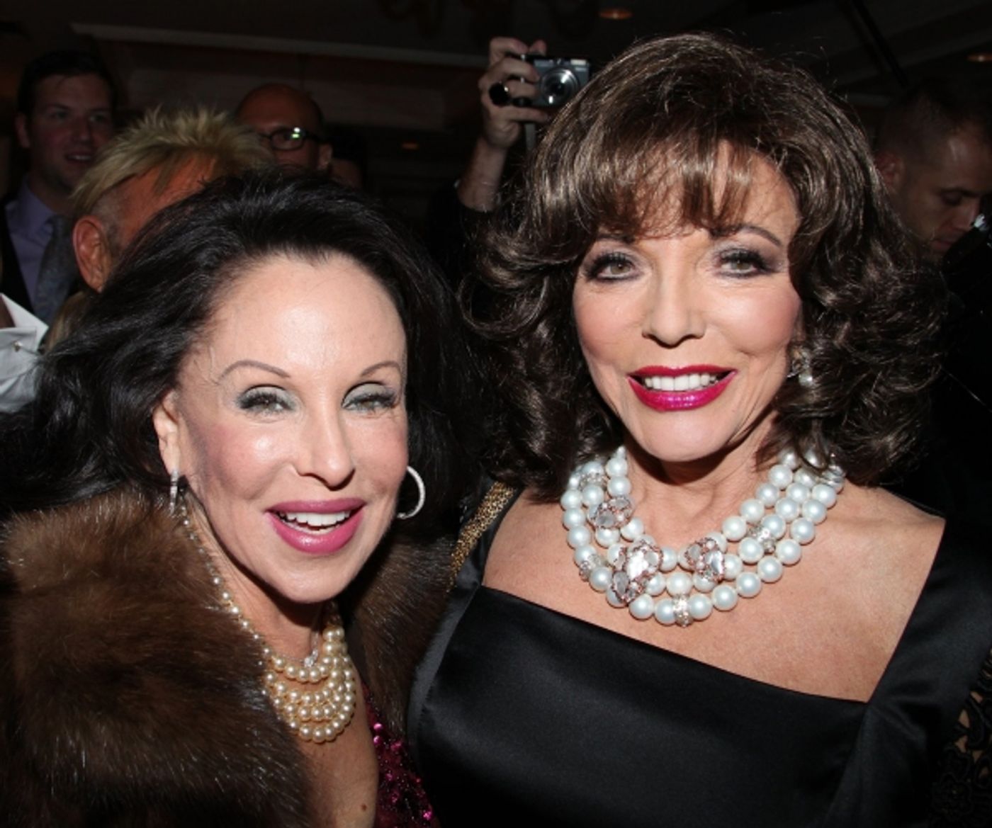 Photo Coverage: Joan Collins Celebrates Feinstein's Opening Photo Coverage: Joan Collins Celebrates Feinstein's Opening Image