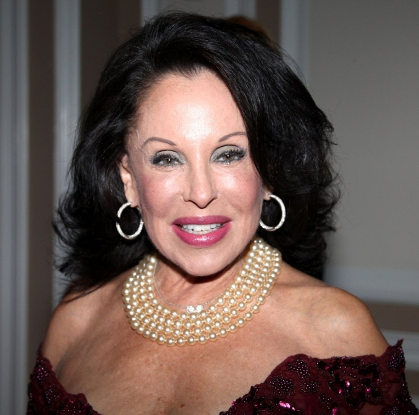 Photo Coverage: Joan Collins Celebrates Feinstein's Opening Photo Coverage: Joan Collins Celebrates Feinstein's Opening Image