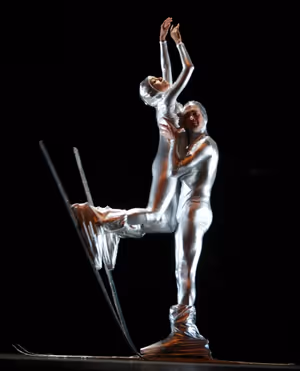 Yasmine Lee & Todd Burnsed - Momix - Millennium Skiva @ BroadwayWorld Yasmine Lee & Todd Burnsed - Momix - Millennium Skiva Photo
