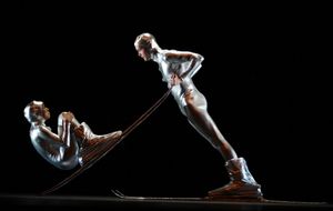 Yasmine Lee & Todd Burnsed - Momix - Millennium Skiva @ BroadwayWorld Yasmine Lee & Todd Burnsed - Momix - Millennium Skiva Photo