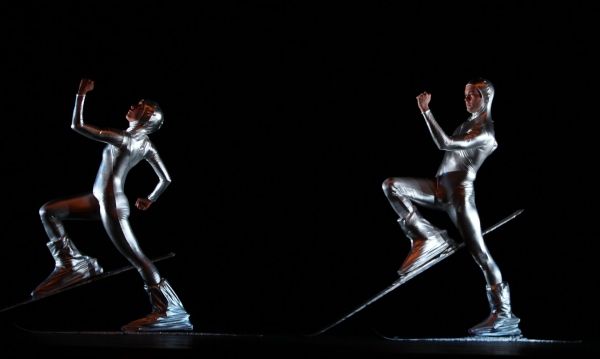 Yasmine Lee & Todd Burnsed - Momix - Millennium Skiva Photo