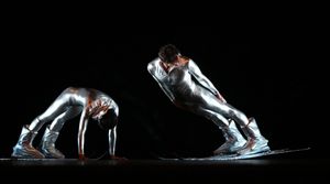 Yasmine Lee & Todd Burnsed - Momix - Millennium Skiva @ BroadwayWorld Yasmine Lee & Todd Burnsed - Momix - Millennium Skiva Photo