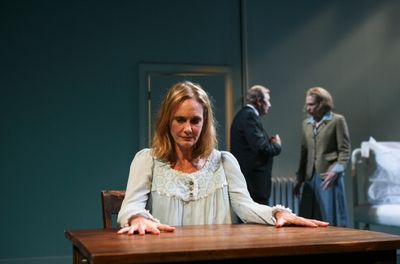 Lisa Emery Photo