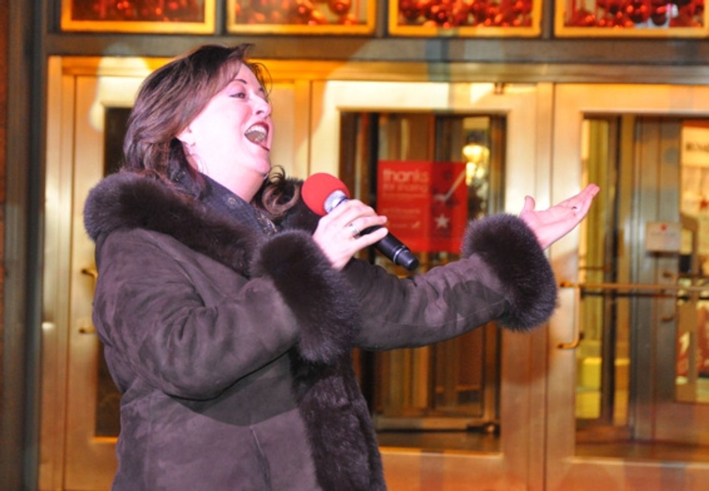 Photo Coverage: Macy's Herald Square Christmas Window Unveiling Spectacular  Image