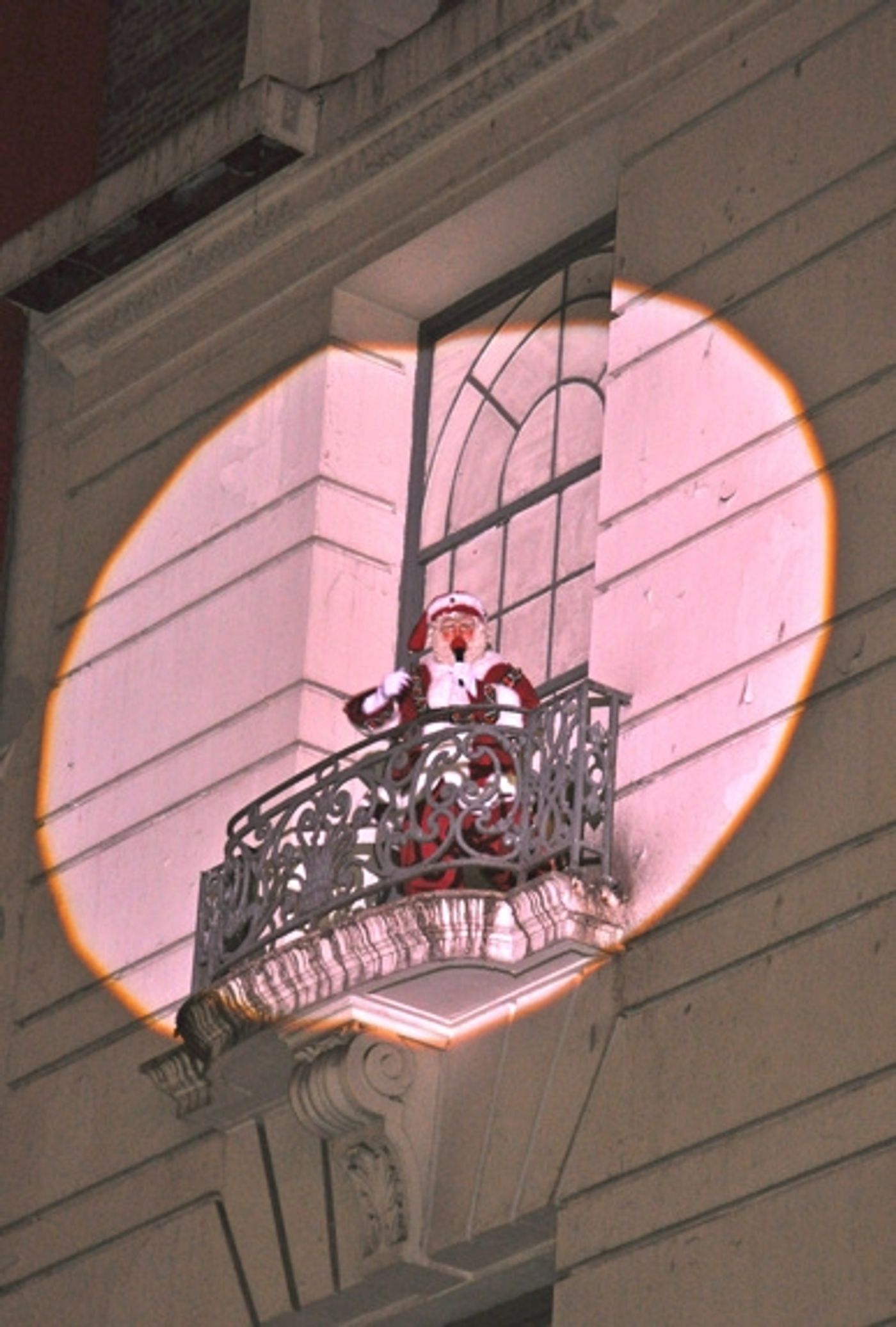 Photo Coverage: Macy's Herald Square Christmas Window Unveiling Spectacular  Image