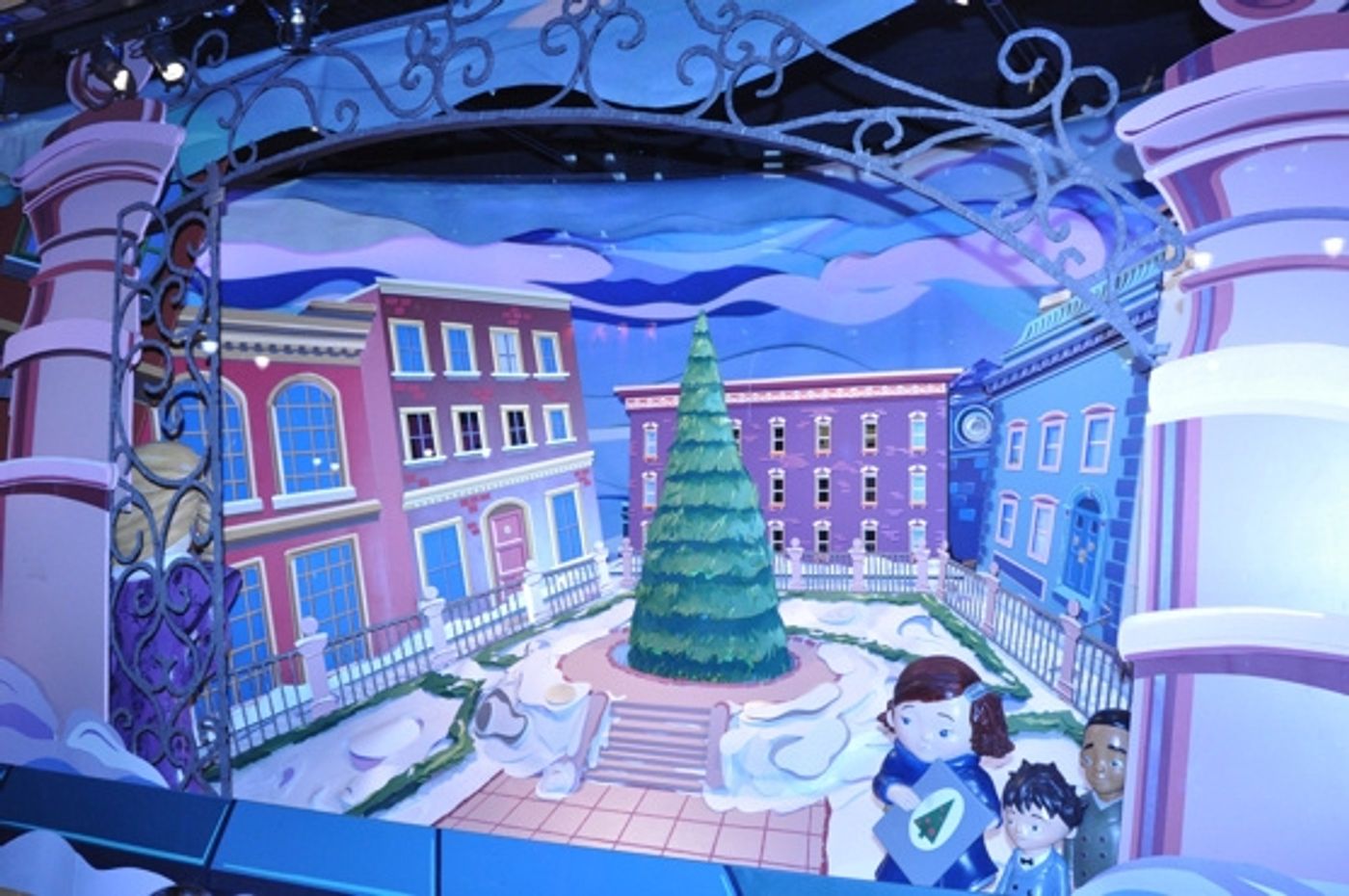 Photo Coverage: Macy's Herald Square Christmas Window Unveiling Spectacular  Image
