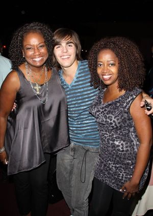 Yvette Cason, Danny Jones & Jennifer Leigh Warren at Upright Cabaret's "It Gets Bette Photo