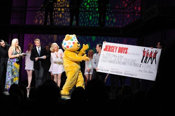 Vanessa Feltz, Mike Ramsden, Pudsey Bear Photo
