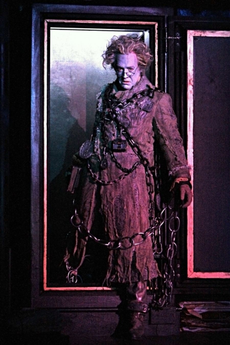 Photo Flash: Guthrie's A CHRISTMAS CAROL Image