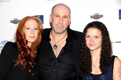 Jeremy Schonfeld & family Photo