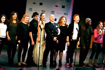Donnie Kehr  & students Photo