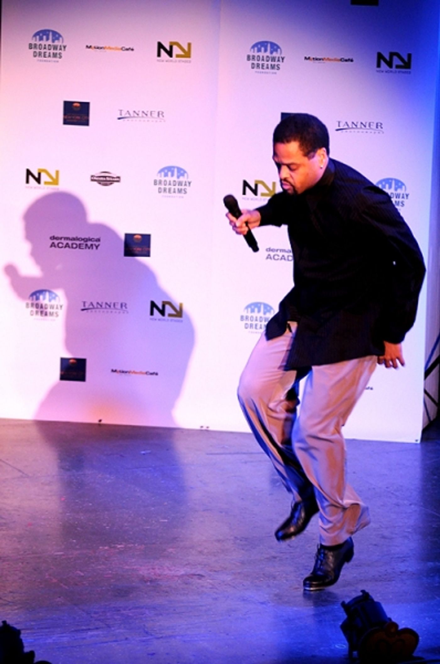 Photo Coverage: Butler, Davis and More Sing for Broadway Dreams Foundation  Image