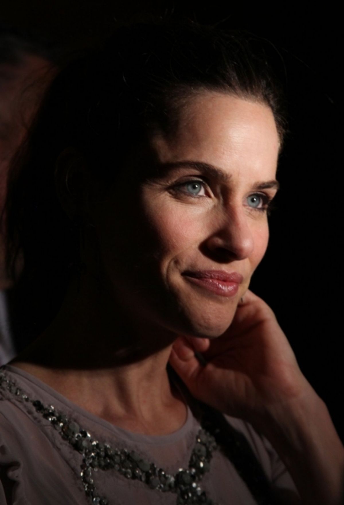 Amanda Peet at 