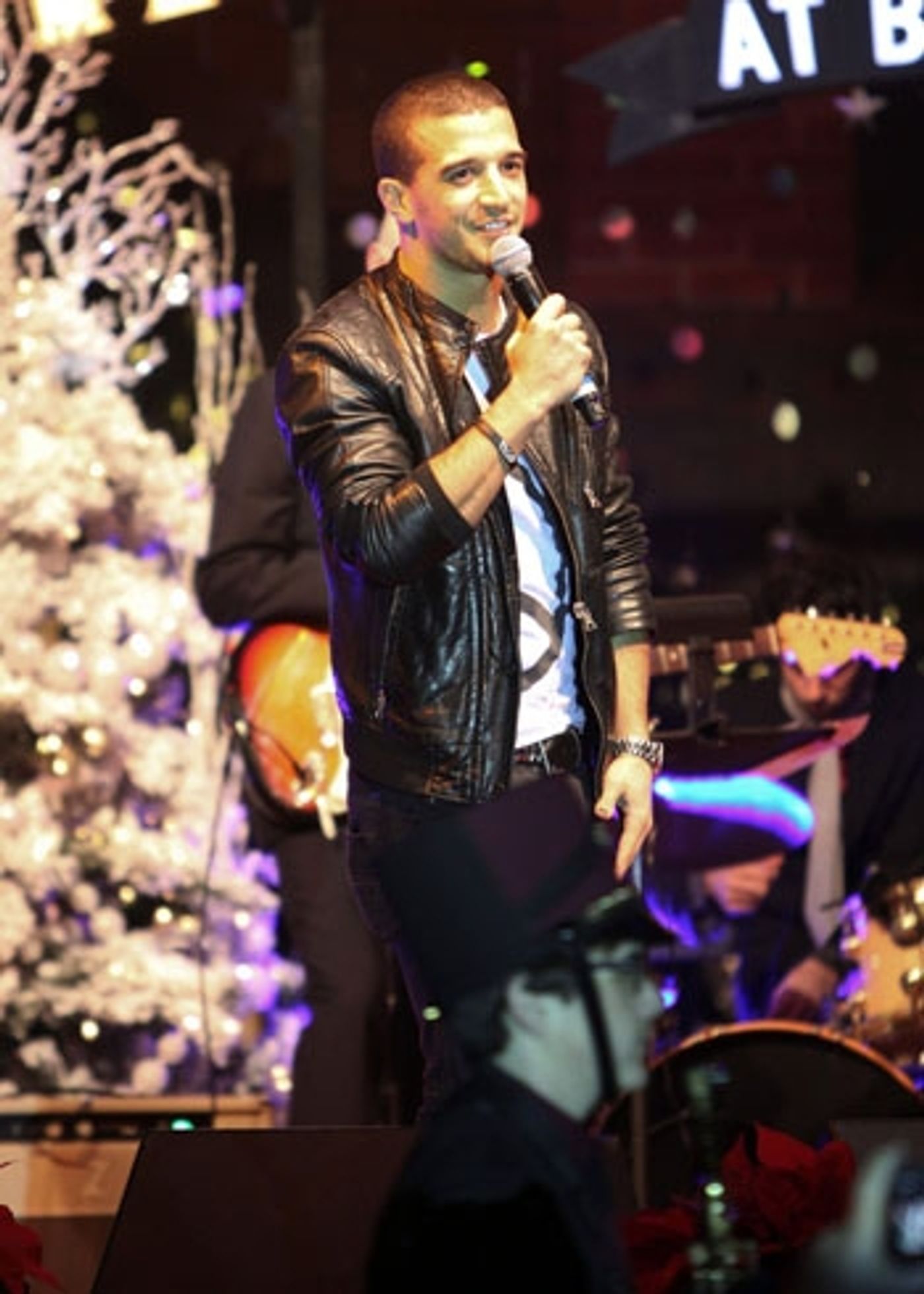 Photo Coverage: Christamas Tree Lighting Celebration with DWTS' Mark Ballas, Peabo Bryson, Warren, et al. Photo Coverage: Christamas Tree Lighting Celebration with DWTS' Mark Ballas, Peabo Bryson, Warren, et al. Image