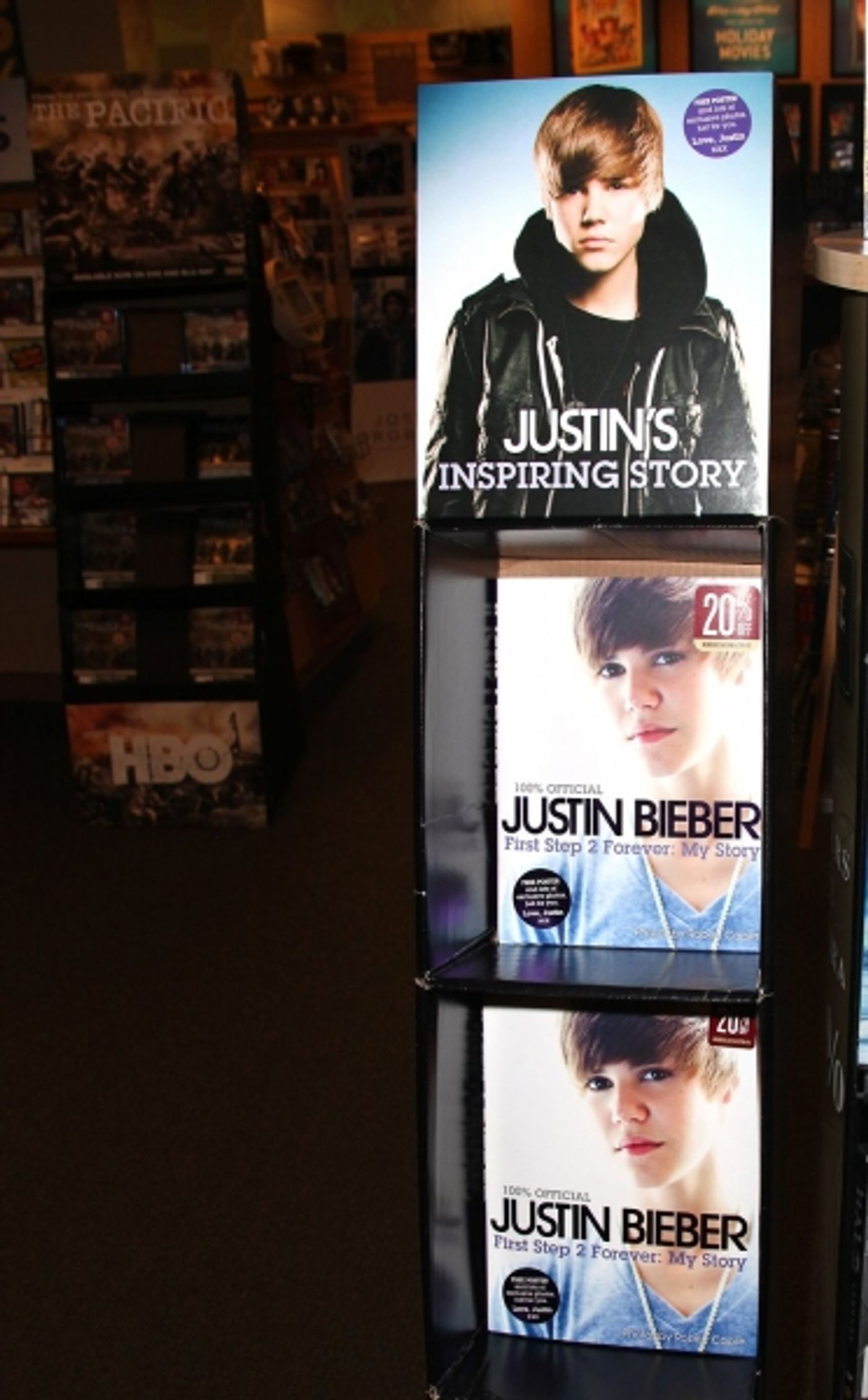 Photo Coverage: Justin Bieber Promotes New Memoir  Image