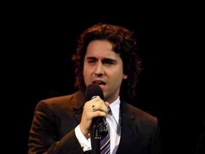John Lloyd Young Photo