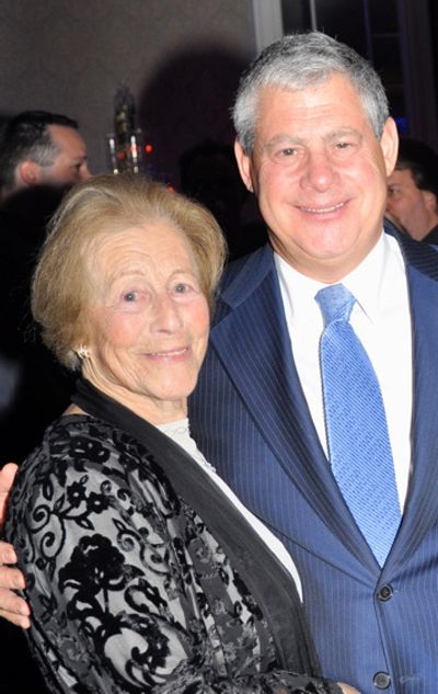Diana Gladys Mackintosh and Cameron Mackintosh Photo