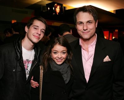 Matt Prokop, Sarah Hyland and cast member Asa Somers Photo