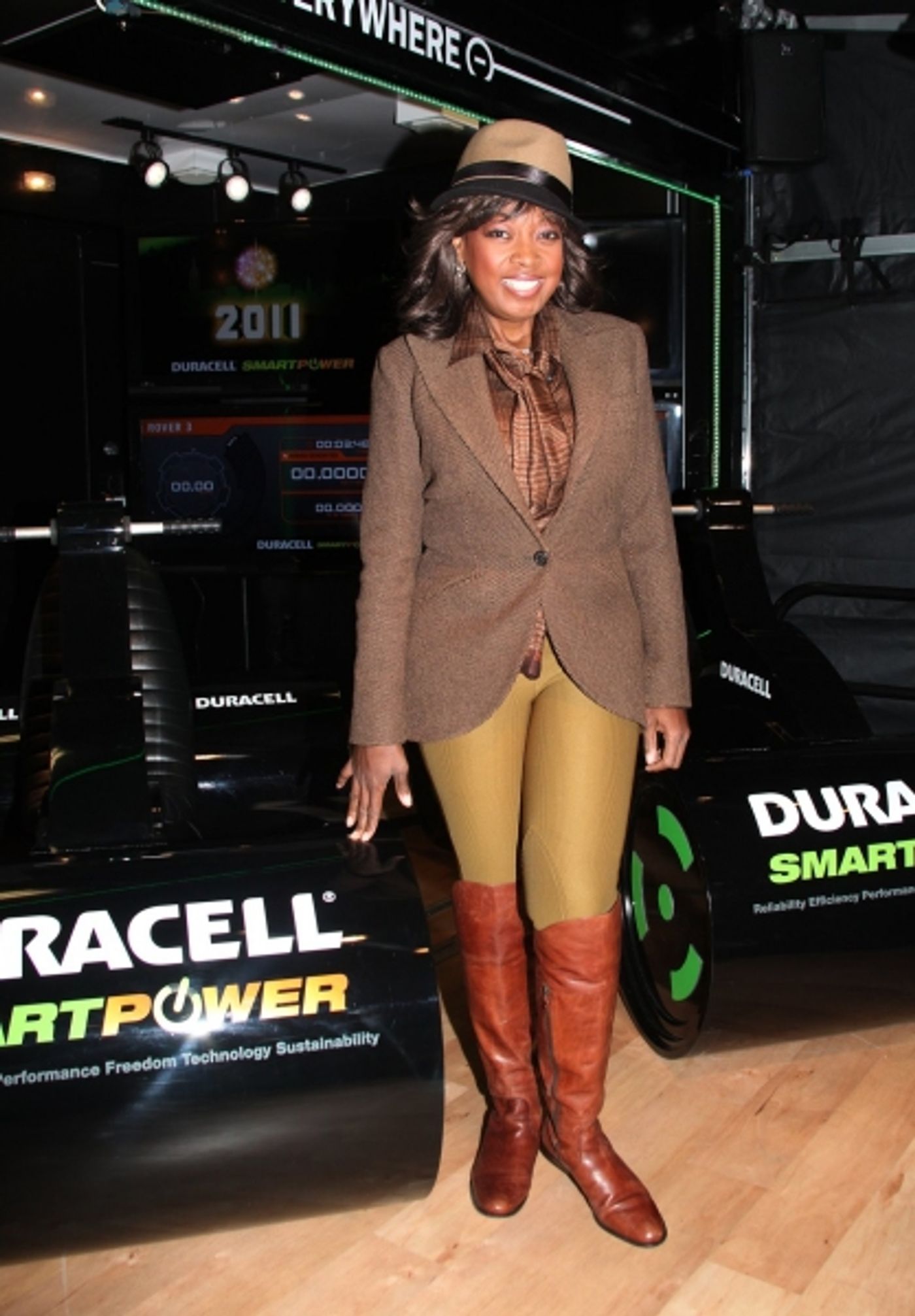 Photo Coverage: Celebs Join Duracell to Prep for New Year's Eve  Image