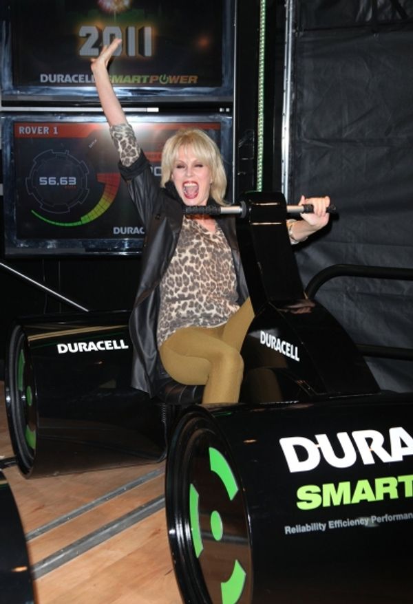 Joanna Lumley Photo