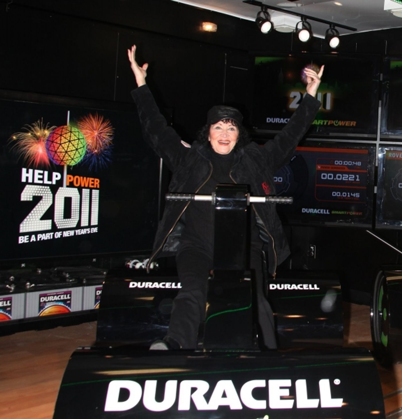 Photo Coverage: Celebs Join Duracell to Prep for New Year's Eve  Image