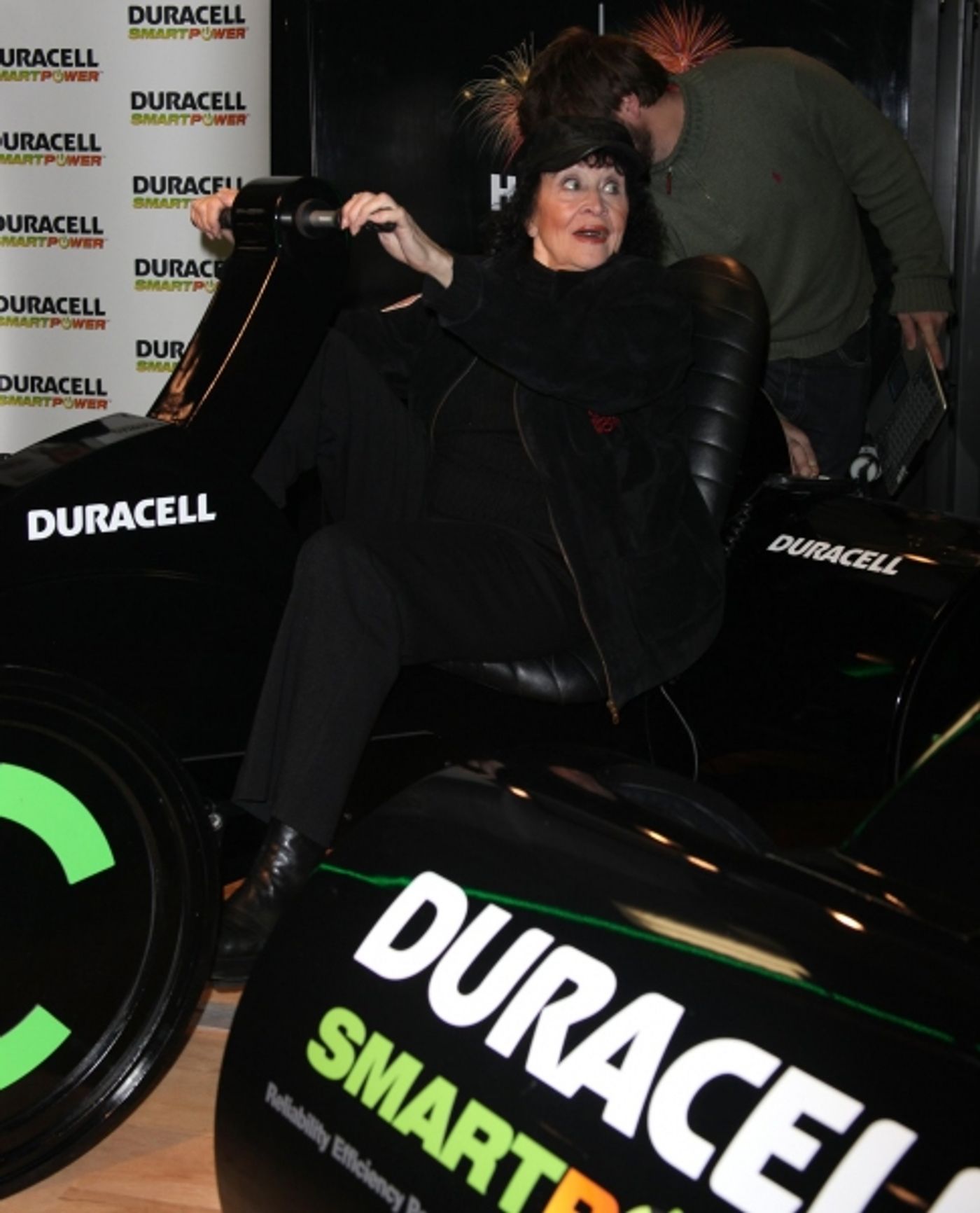 Photo Coverage: Celebs Join Duracell to Prep for New Year's Eve  Image