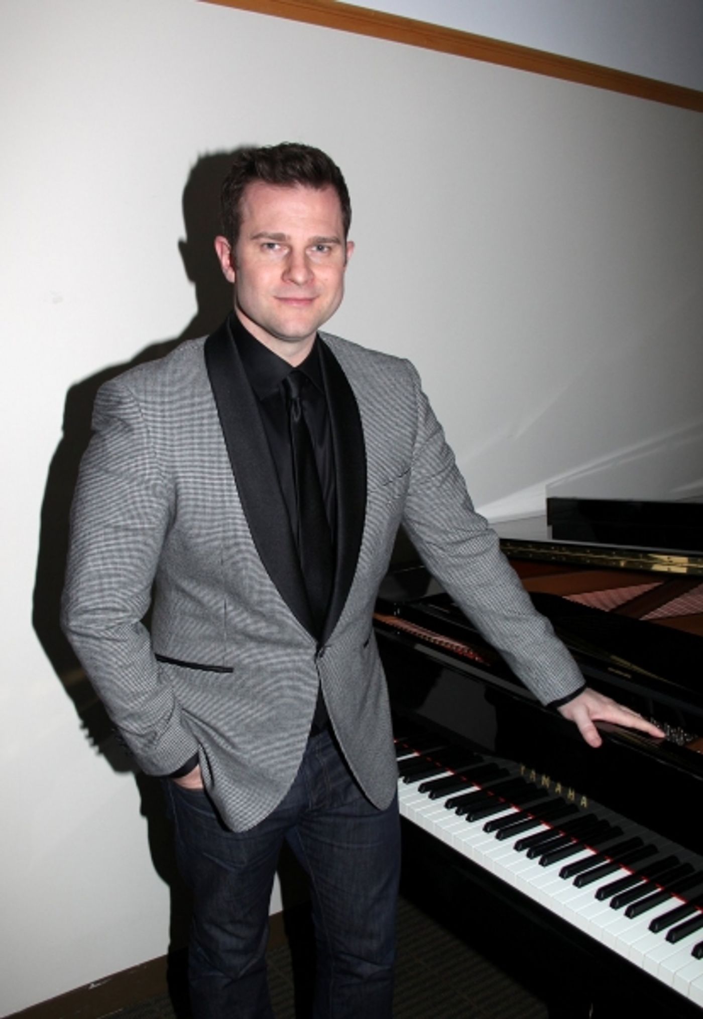 Photo EXCLUSIVE: David Campbell Celebrates CD Release in NYC  Image