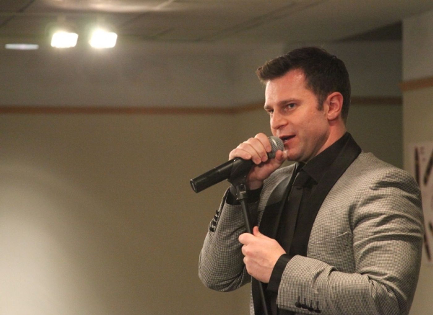 Photo EXCLUSIVE: David Campbell Celebrates CD Release in NYC  Image