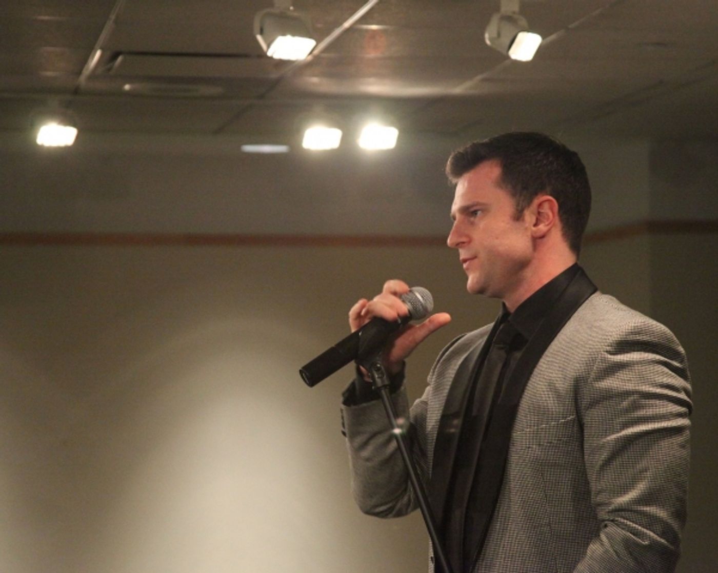 Photo EXCLUSIVE: David Campbell Celebrates CD Release in NYC  Image