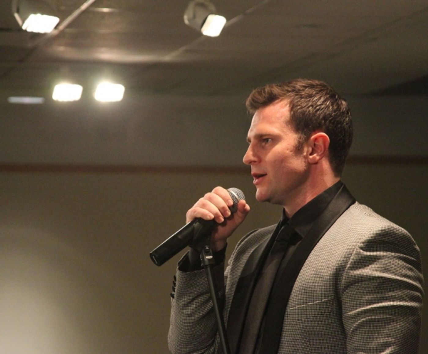 Photo EXCLUSIVE: David Campbell Celebrates CD Release in NYC  Image