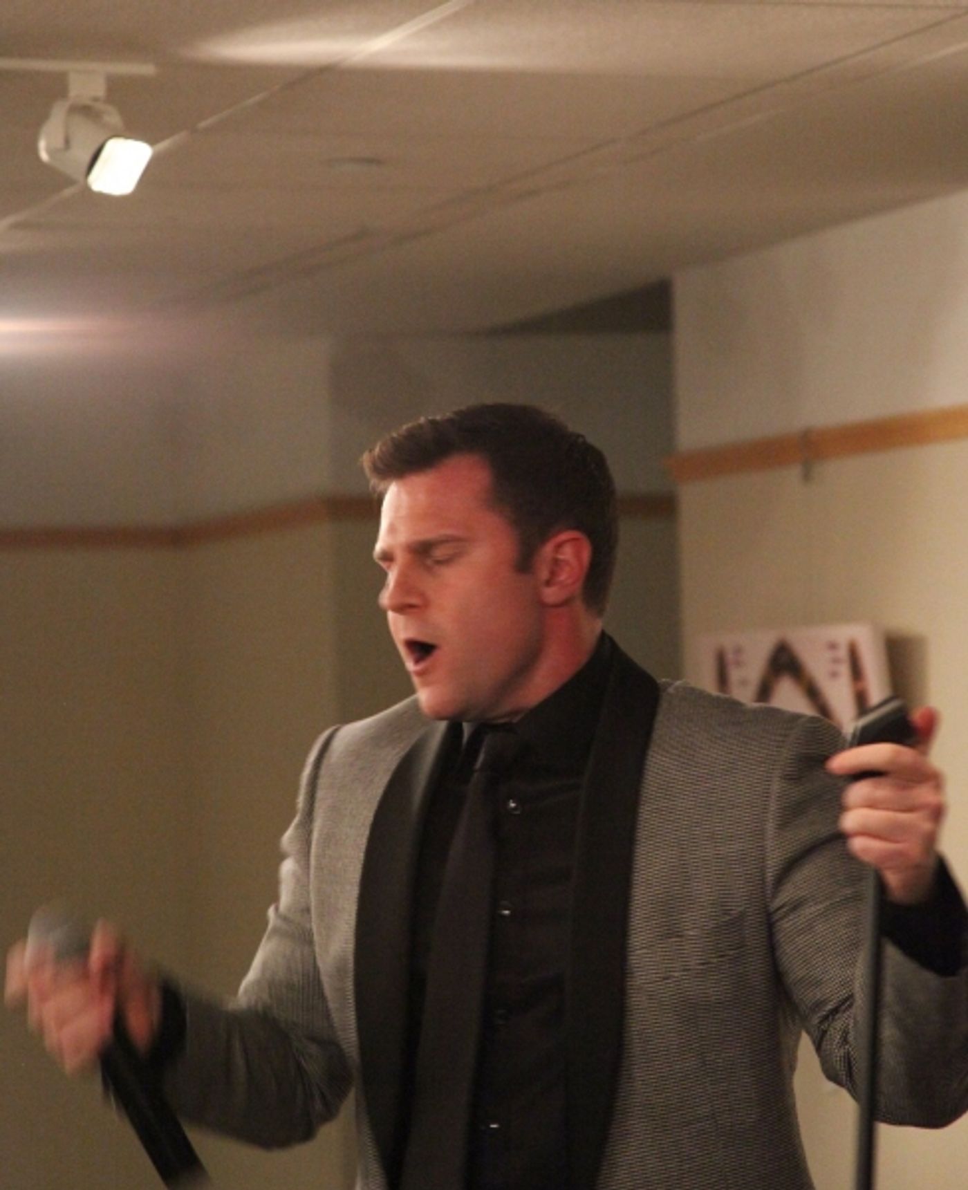 Photo EXCLUSIVE: David Campbell Celebrates CD Release in NYC  Image