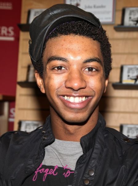 Photo Coverage: John Kander & THE SCOTTSBORO BOYS visit Borders — photo 34 of 44