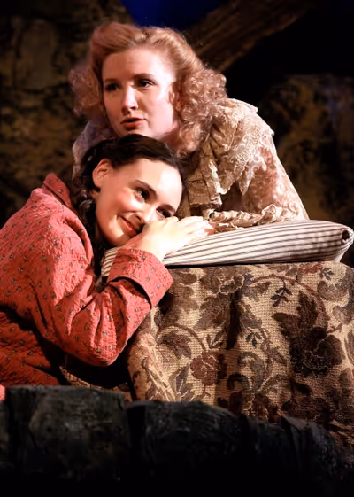 Rebecca Mozo and Nisi Sturgis Photo