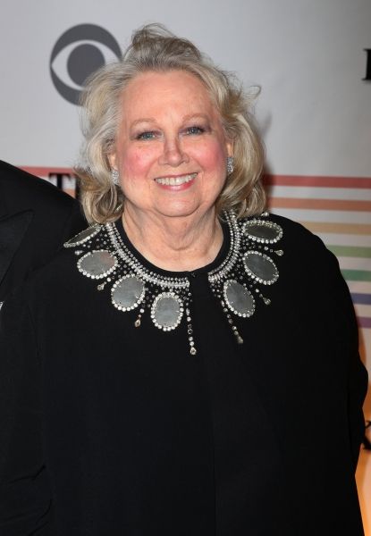 Photos: 2010 Kennedy Center Honors Red Carpet Part 1 — photo 14 of 66