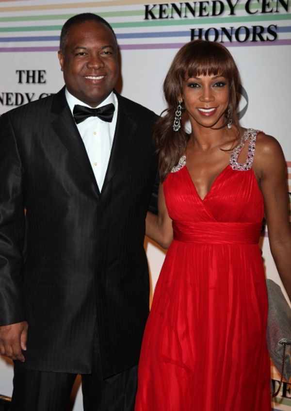 Rodney Pette & Holly Robinson Pette Photo