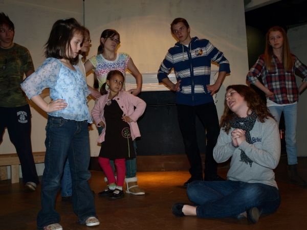 Danielle Sherry and cast Photo