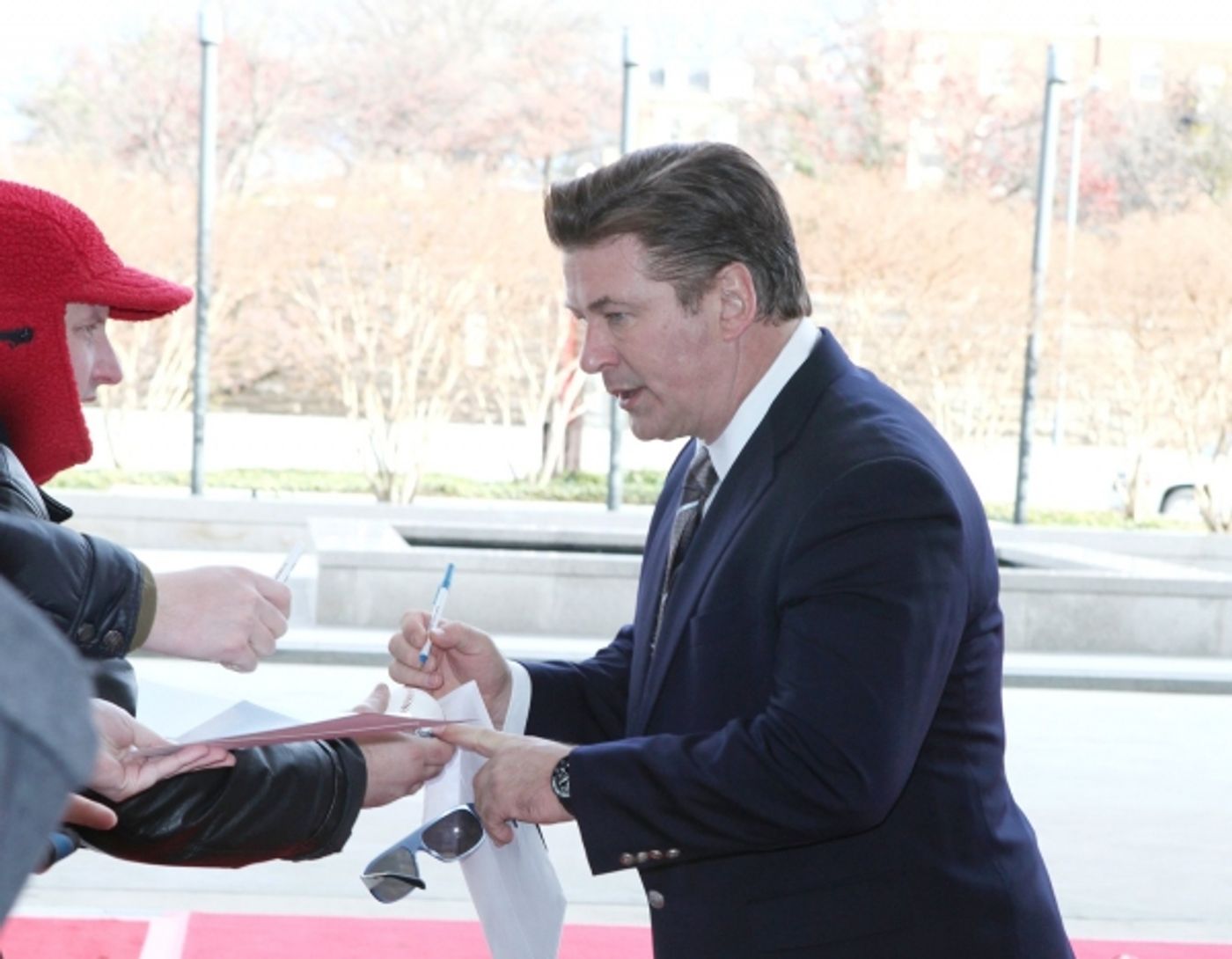 Photo EXCLUSIVE: Rehearsal Arrivals for the 2010 Kennedy Center Honors  Image