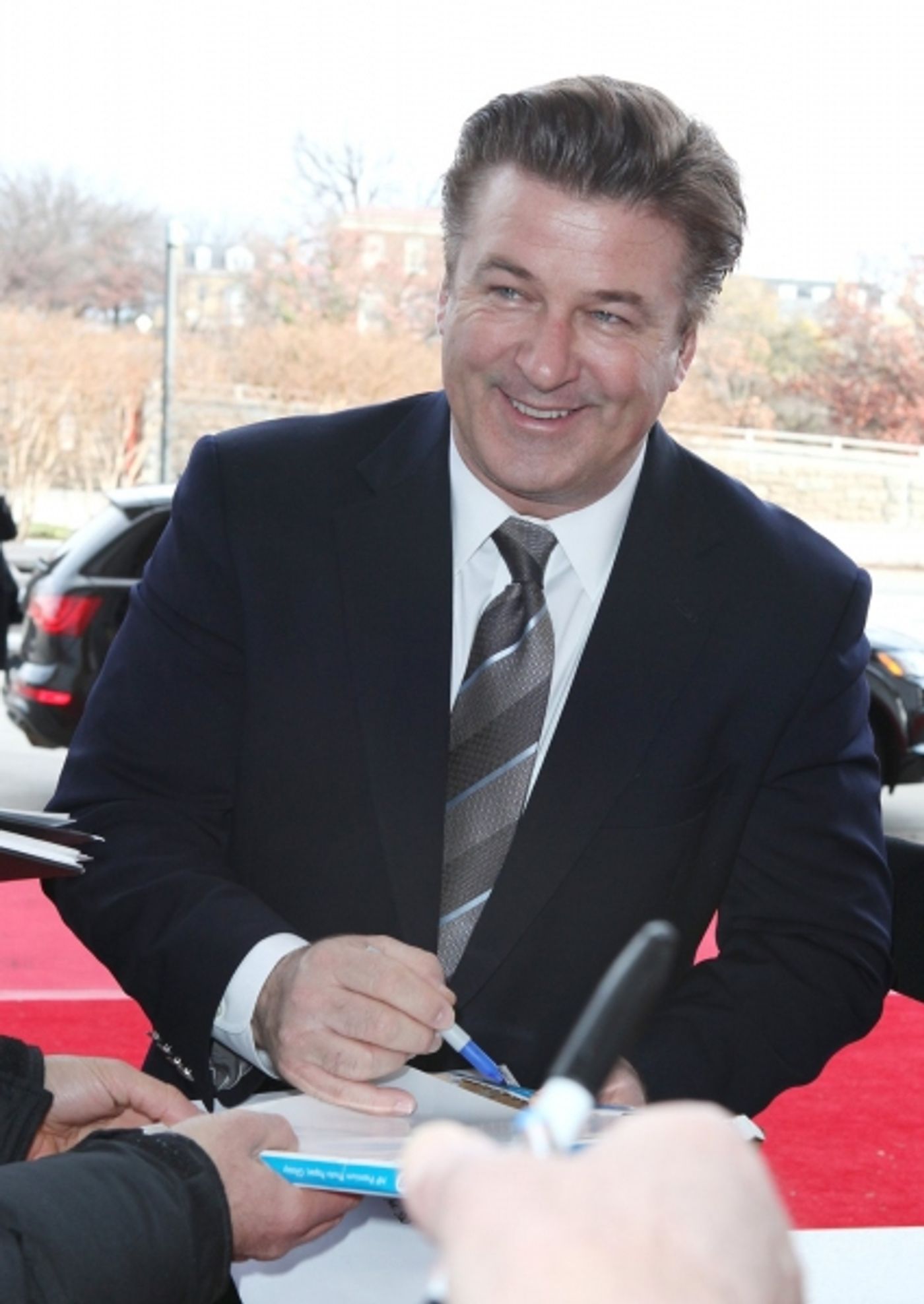 Photo EXCLUSIVE: Rehearsal Arrivals for the 2010 Kennedy Center Honors  Image