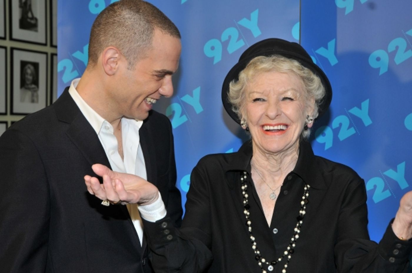 Photo Flash: Elaine Stritch Visits BROADWAY TALKS  Image