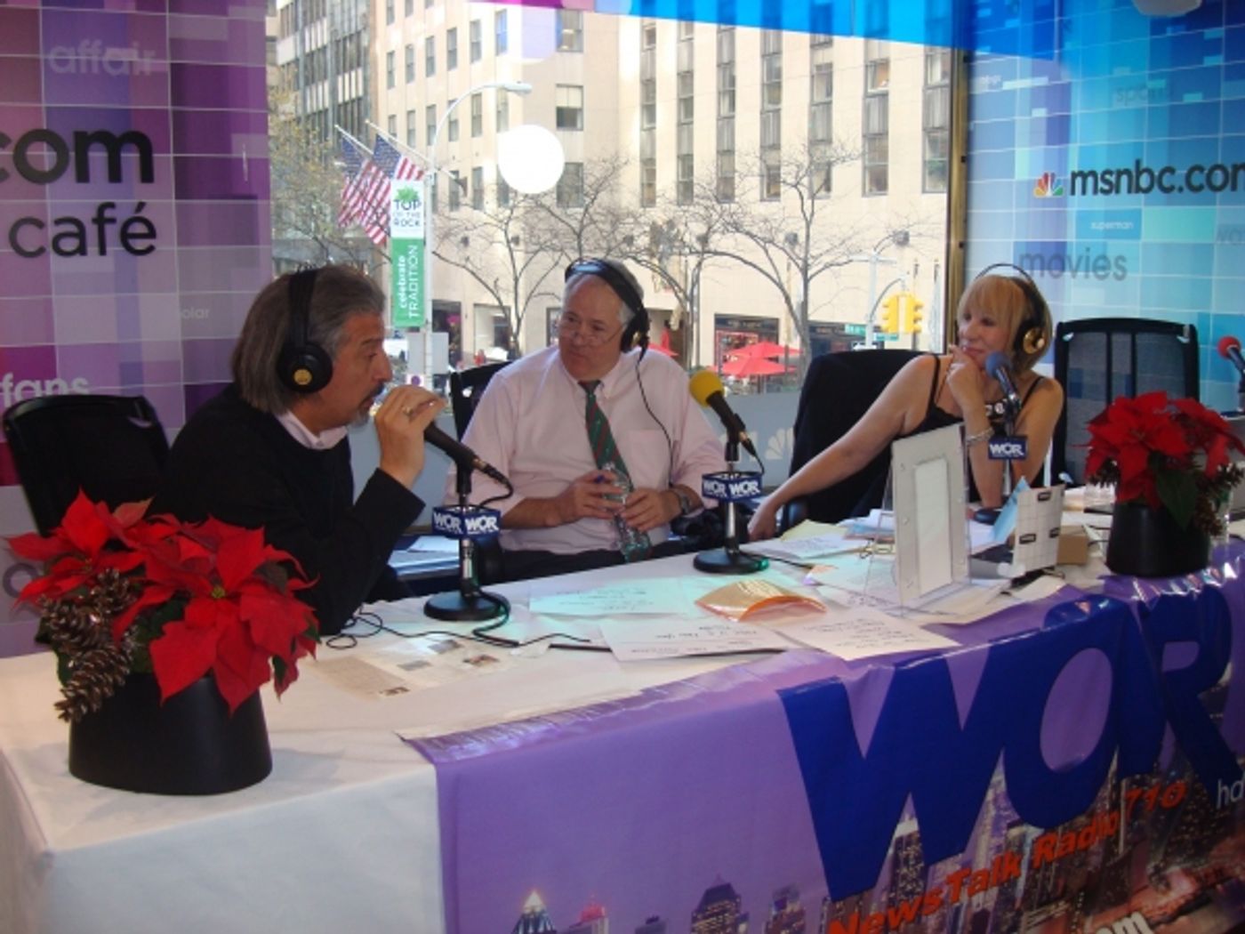 Photo Flash: SCREWTAPE's Max McLean Raises Funds for NY Food Bank  Image