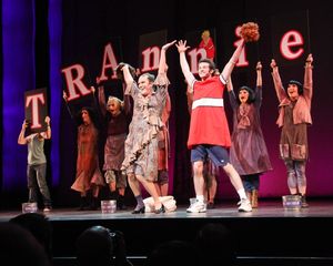 Douglas Hodge and the cast of LA CAGE AUX FOLLES Photo