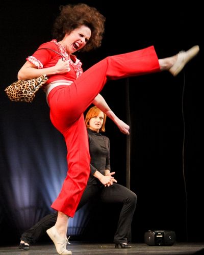 Molly Shannon and the cast of Promises, Promises Photo