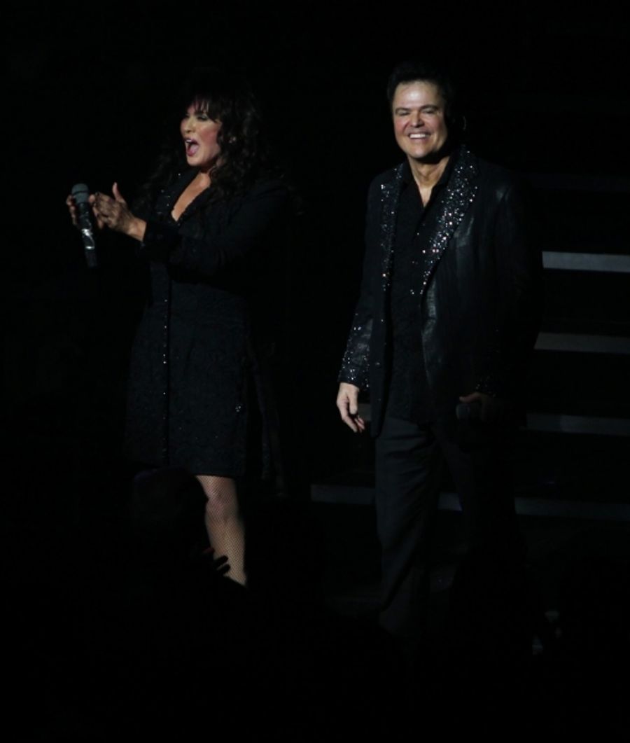 Photo Coverage: DONNY & MARIE Open on Broadway Image