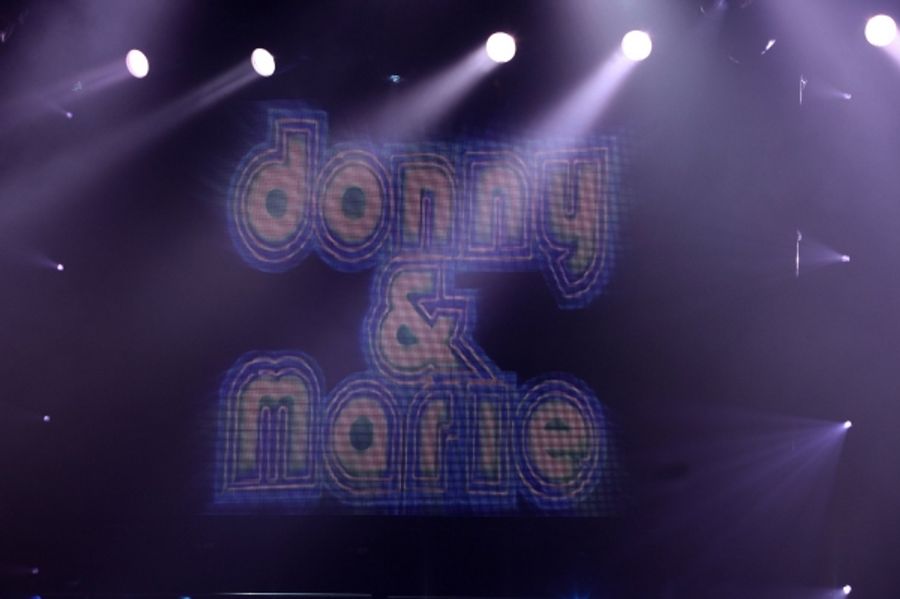Photo Coverage: DONNY & MARIE Open on Broadway Image