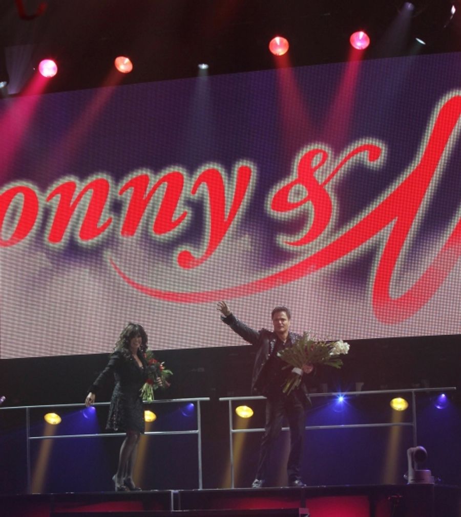 Photo Coverage: DONNY & MARIE Open on Broadway Image