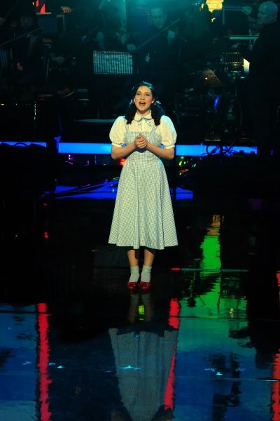 Danielle Hope performs 'Over The Rainbow'
 Photo